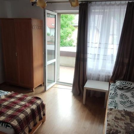 Pokoje Goscinne U Slawka Ustka Exterior foto