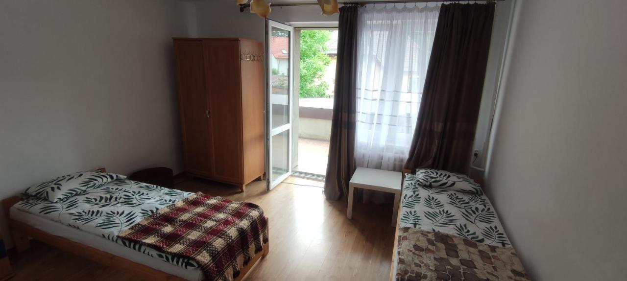 Pokoje Goscinne U Slawka Ustka Exterior foto